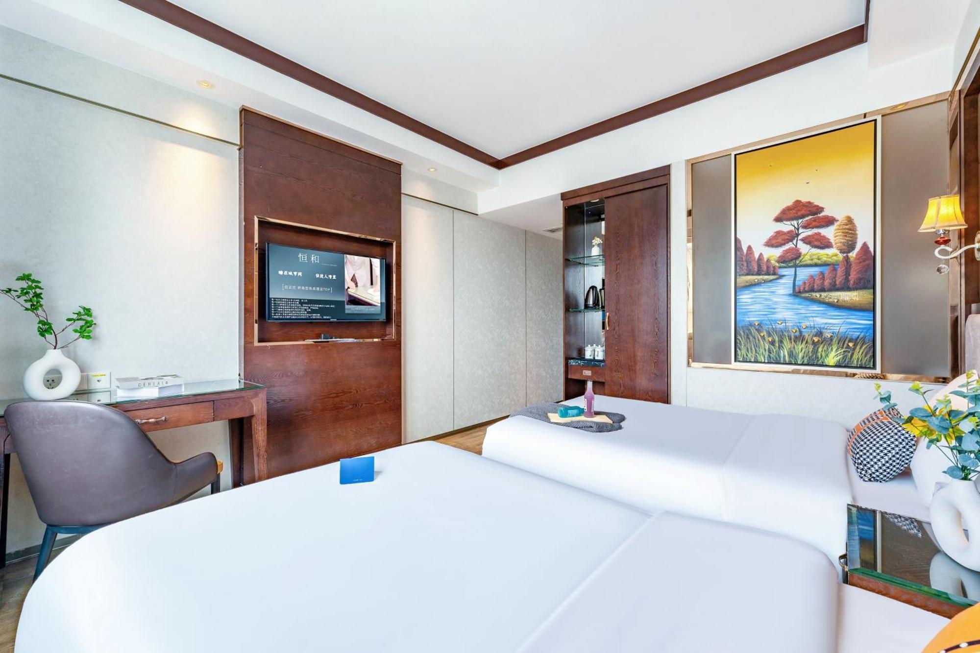 Henghe Selected S Design Hotel - Flagship Store Of Guangzhou Baiyun Railway Station International Convention Center--Reputation Preferred المظهر الخارجي الصورة