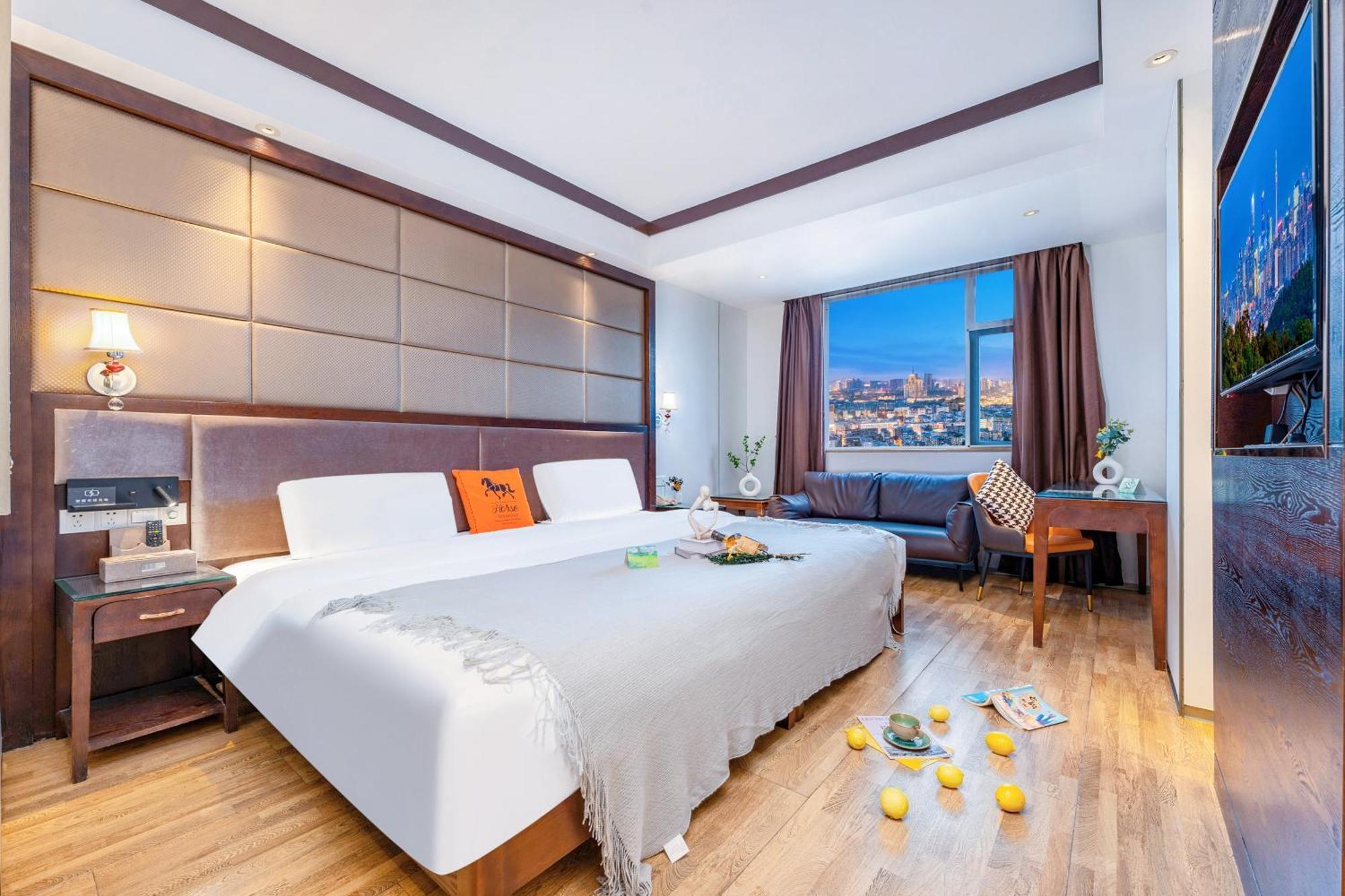 Henghe Selected S Design Hotel - Flagship Store Of Guangzhou Baiyun Railway Station International Convention Center--Reputation Preferred المظهر الخارجي الصورة